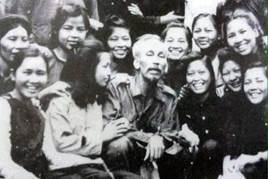 H�i hước c�u hỏi Chủ tịch Hồ Ch� Minh thường xuy�n hỏi chị em phụ ...